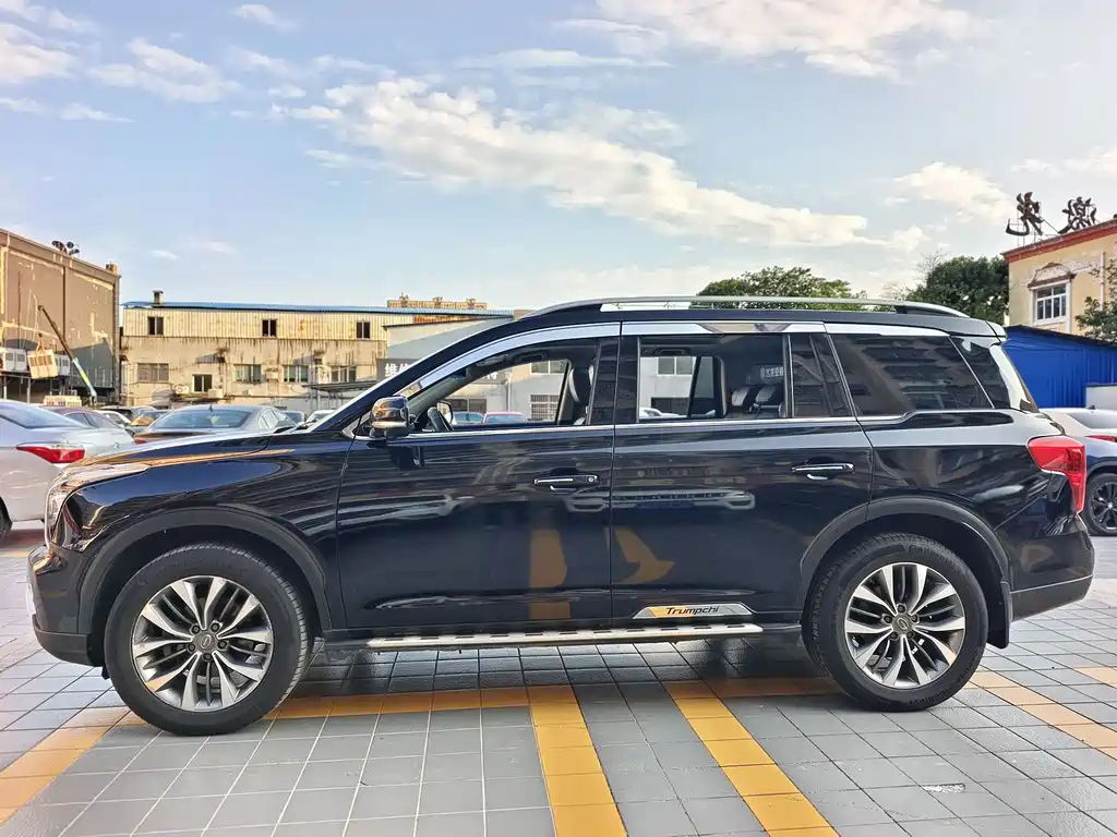 TRUMPCHI GS8 2017