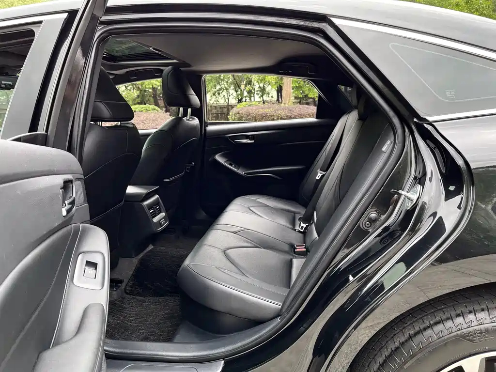 TOYOTA AVALON 2023