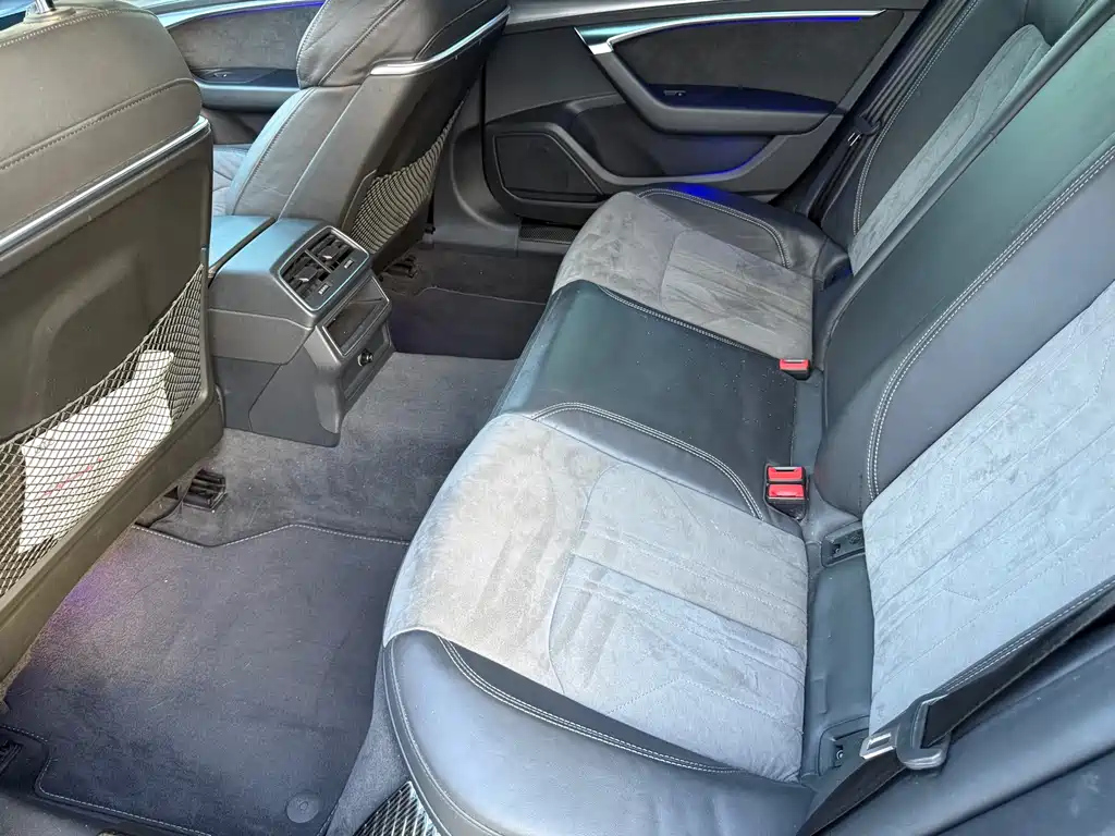AUDI A6L 2019