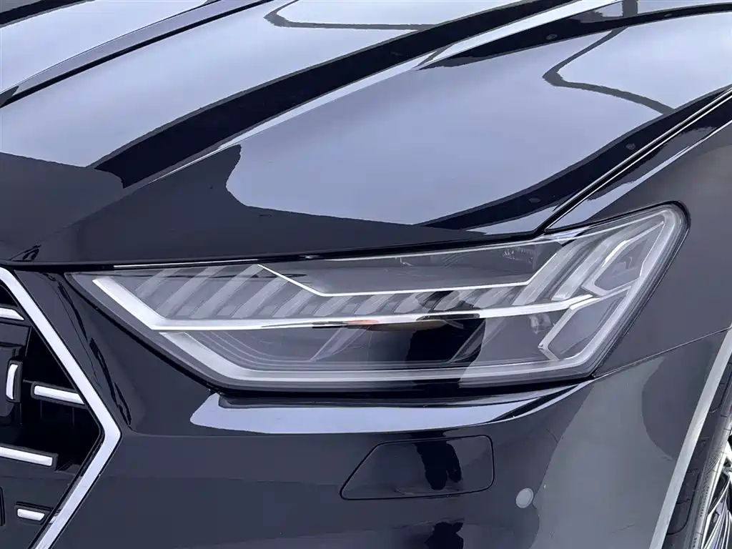 AUDI A7L 2024