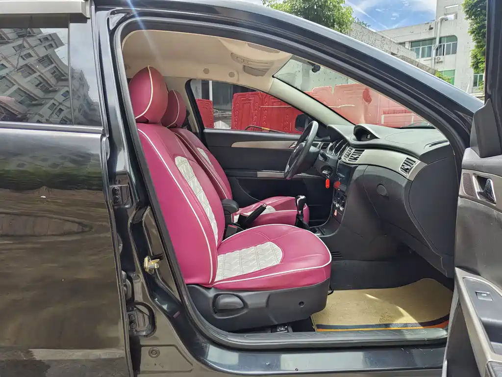 DONGFENG AEOLUS S30 2014