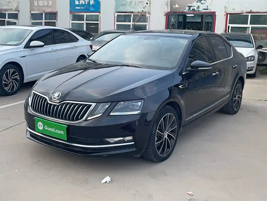 SKODA OCTAVIA 2019