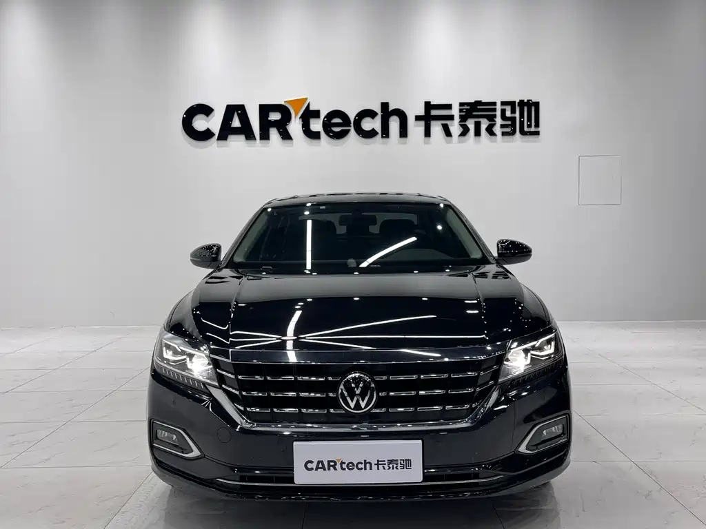 VOLKSWAGEN PASSAT 2021