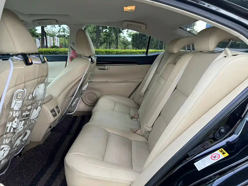LEXUS ES 2014