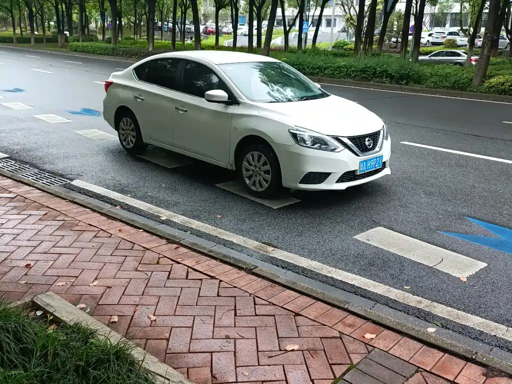 NISSAN SYLPHY 2021