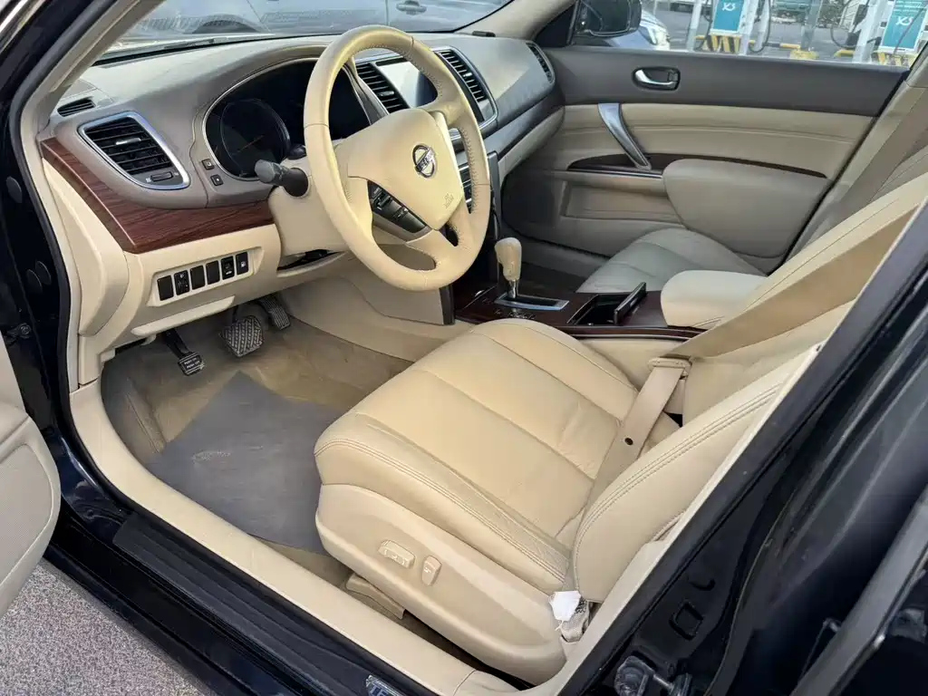NISSAN TEANA 2009