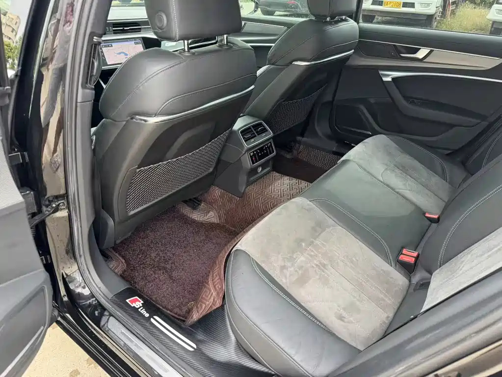 AUDI A6L 2019