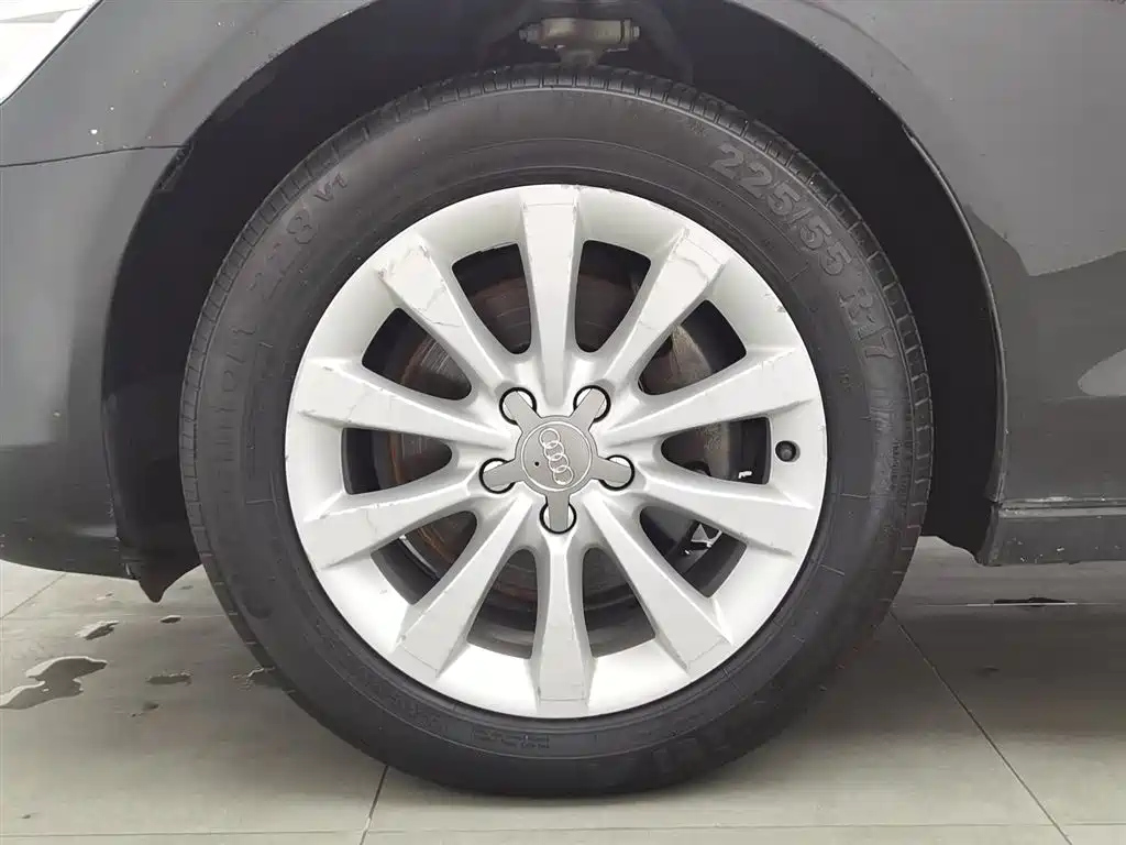 AUDI A6L 2014