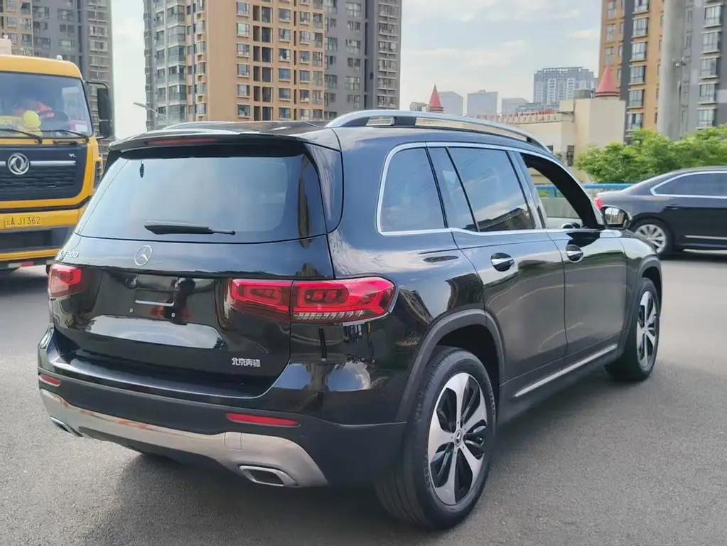 MERCEDES BENZ GLB 2020
