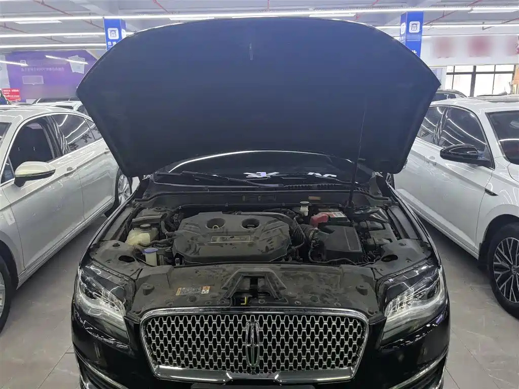LINCOLN MKZ 2019