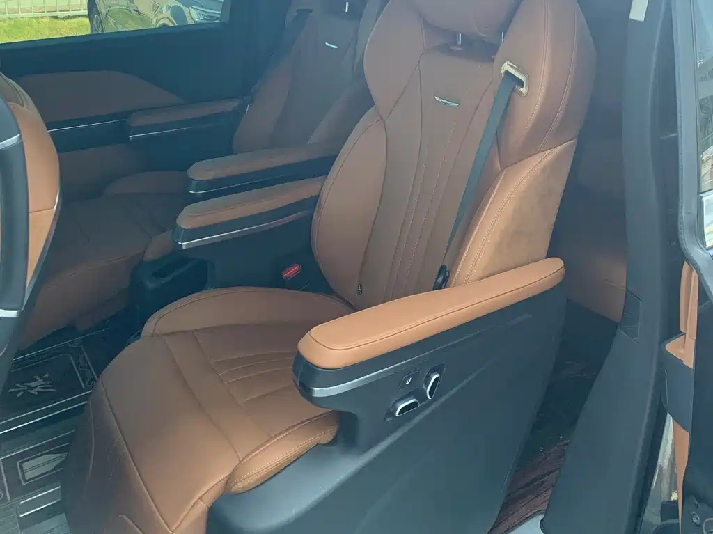 HONGQI HQ9 2023