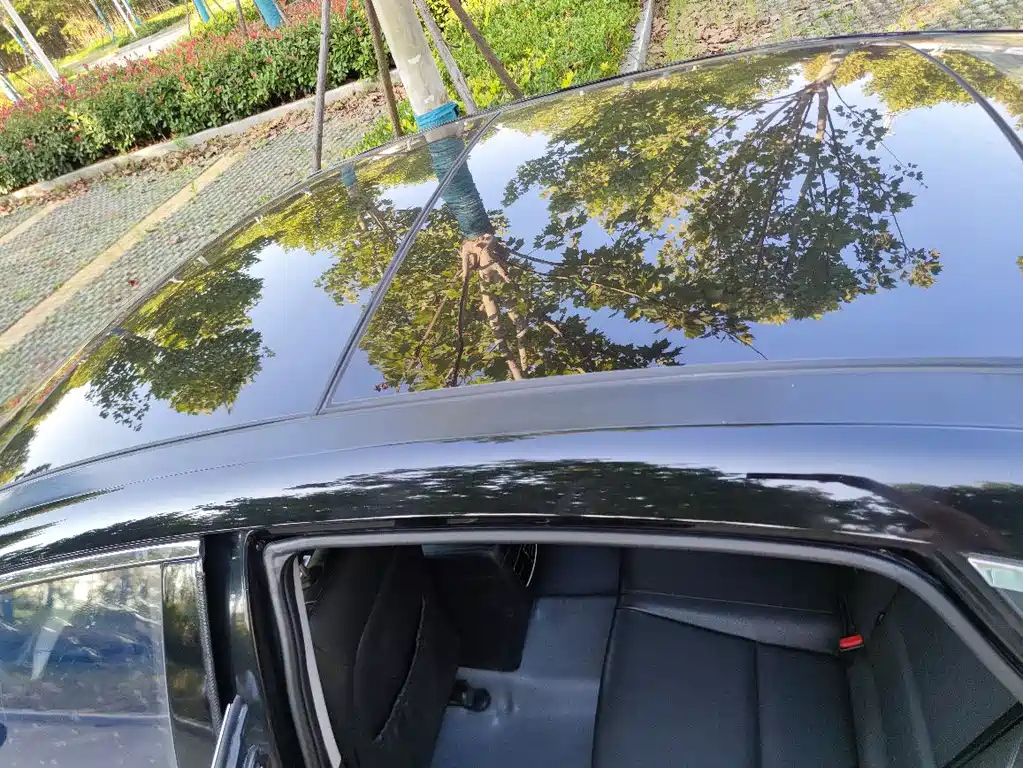 HYUNDAI MISTRA 2015