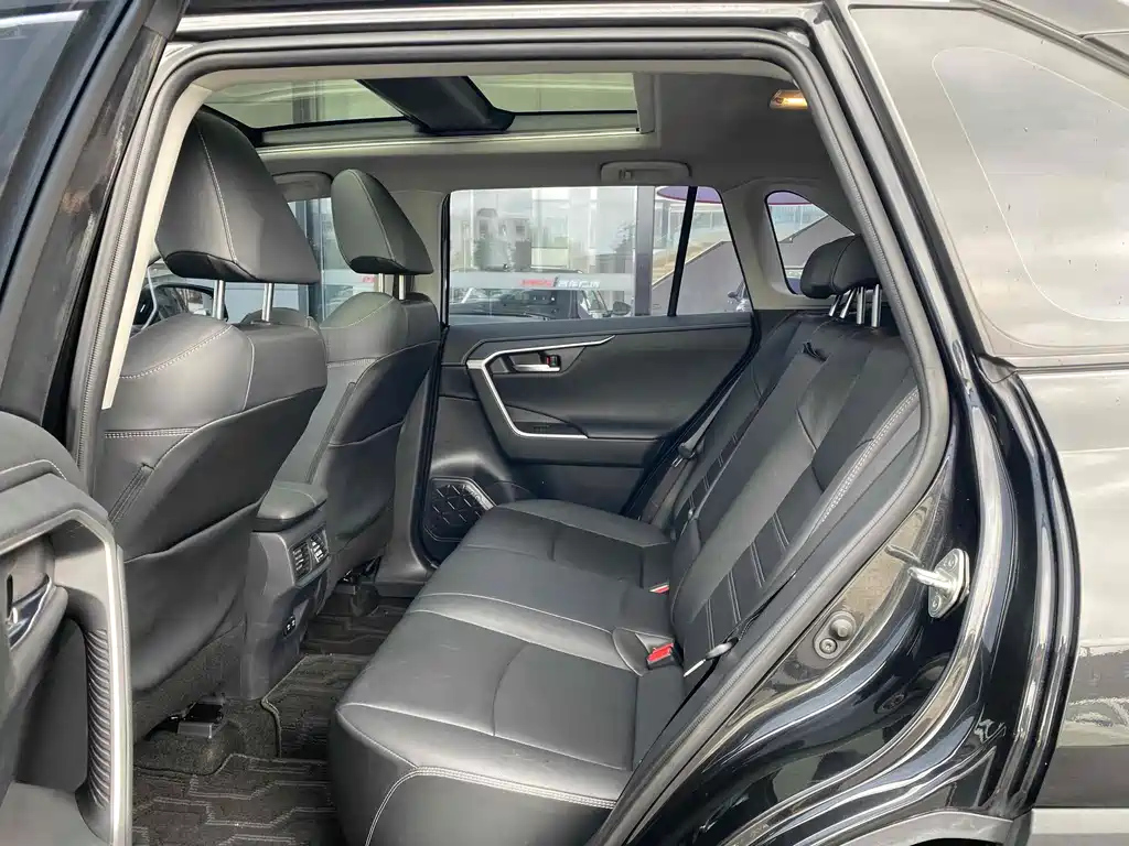 TOYOTA RAV4 RONGFANG 2020