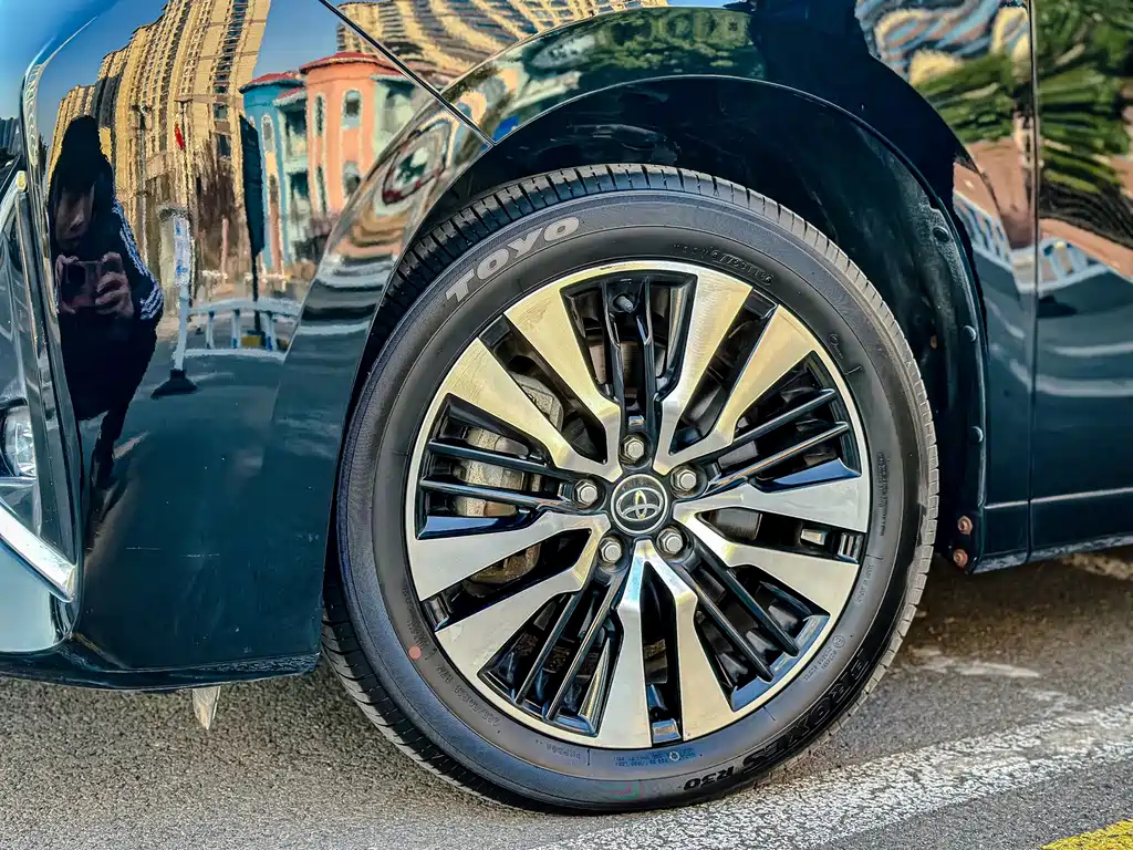TOYOTA ALPHARD 2019