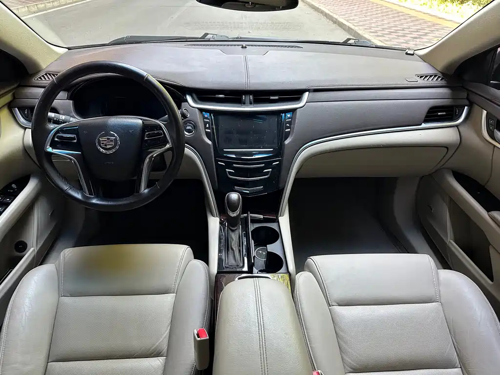 CADILLAC XTS 2015