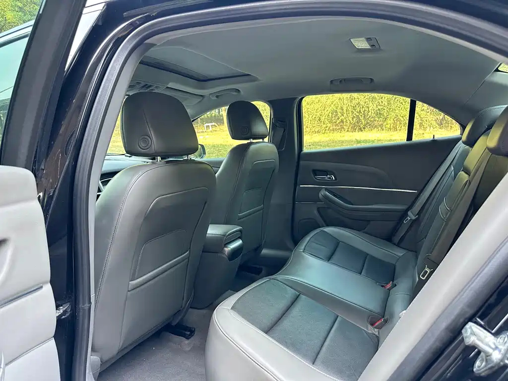 CHEVROLET MALIBU 2012