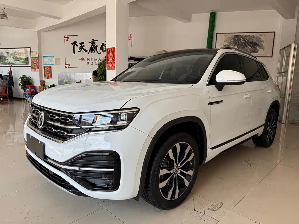 VOLKSWAGEN TAYRON 2020