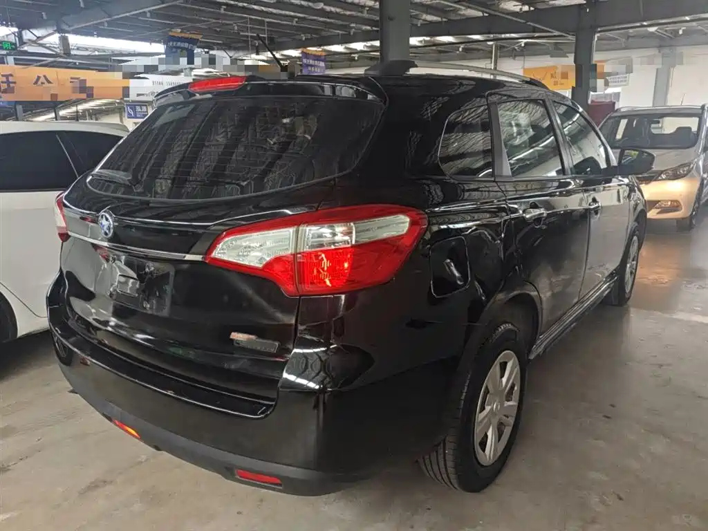 VENUCIA T70 2016