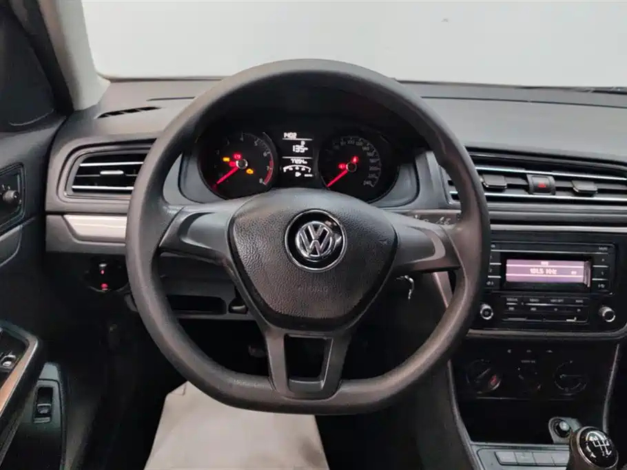 VOLKSWAGEN LAVIDA 2019