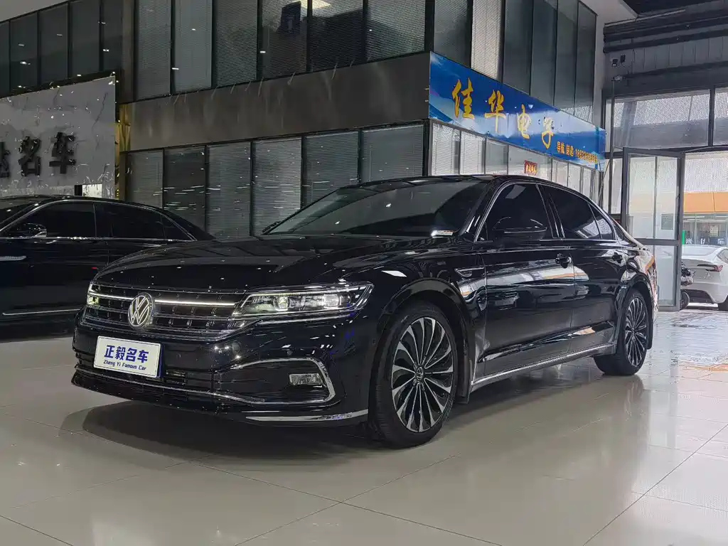 VOLKSWAGEN PHIDEON 2021