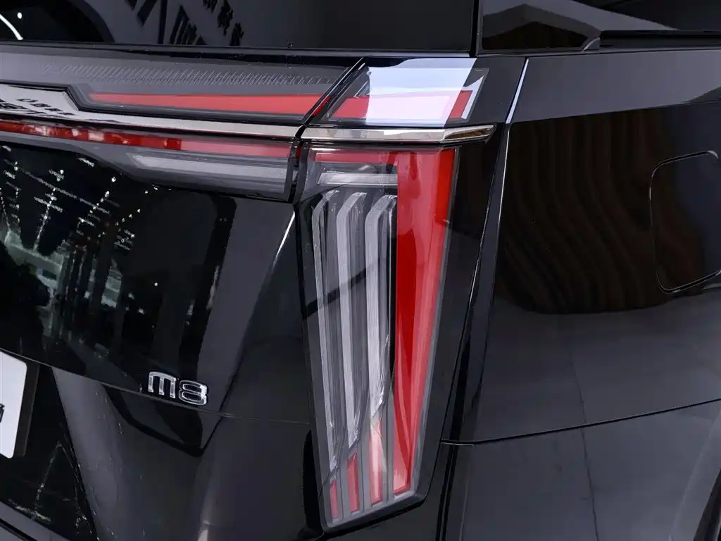 TRUMPCHI M8 2023