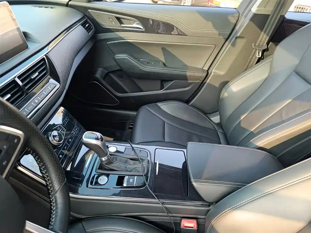 HONGQI H5 2019