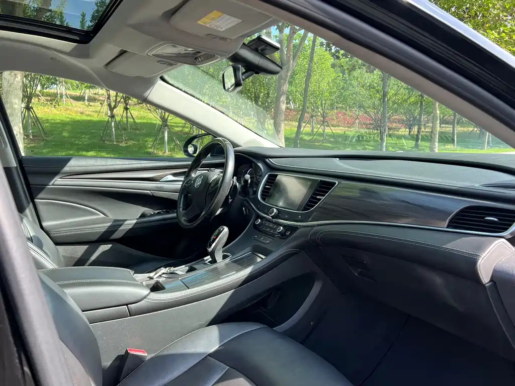 BUICK LACROSSE 2019