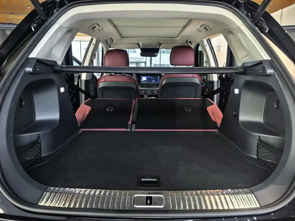 HONGQI HS5 2023
