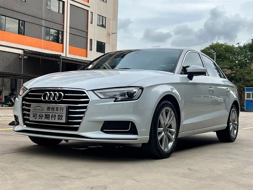 AUDI A3 2019
