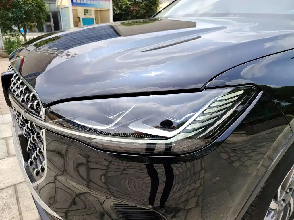 LINCOLN ADVENTURER 2023