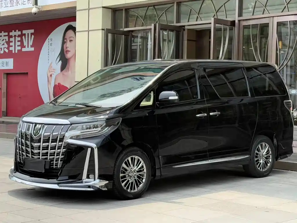 TOYOTA ALPHARD 2012