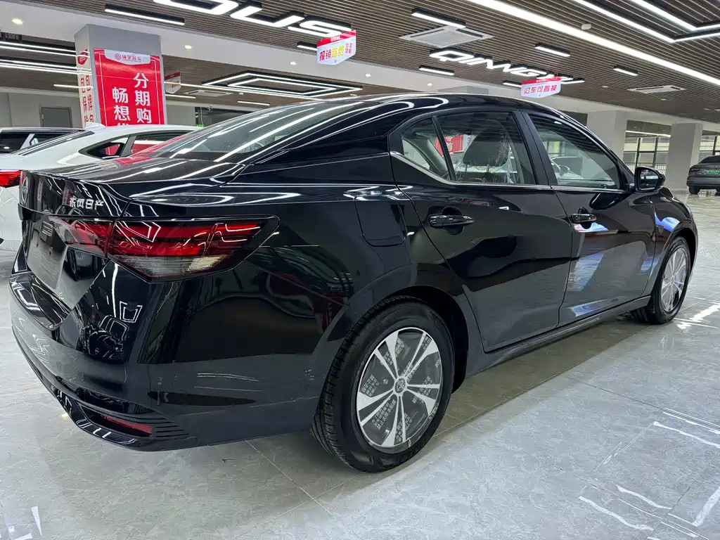 NISSAN SYLPHY 2023