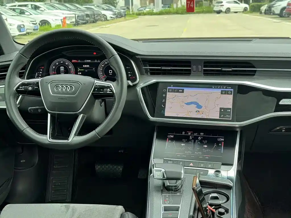 AUDI A6L 2019