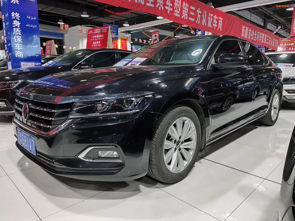 VOLKSWAGEN PASSAT 2021