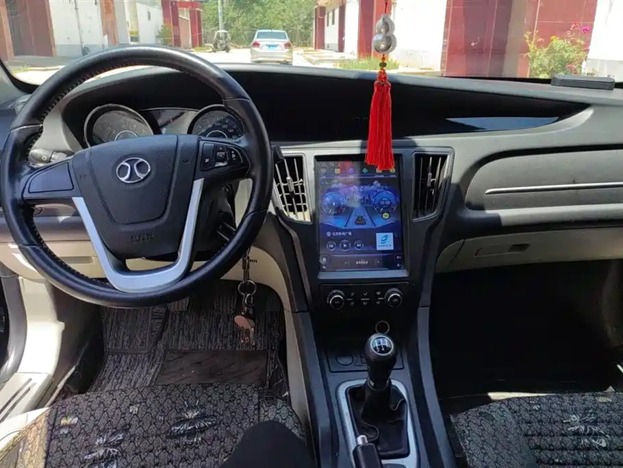 BAIC SENOVA D50 2014