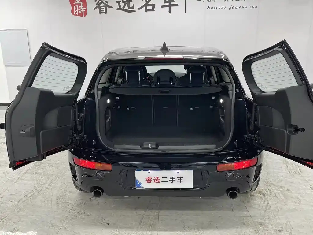 MINI CLUBMAN 2022
