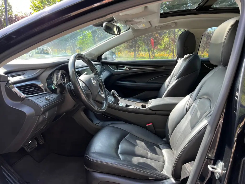 BUICK LACROSSE 2019