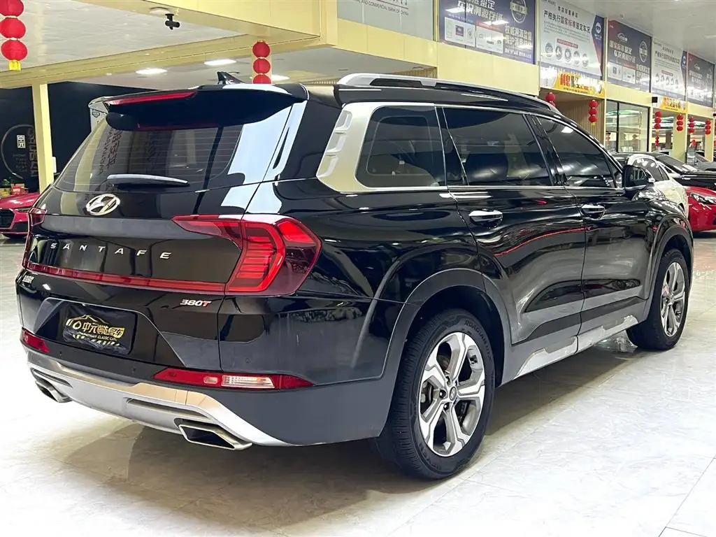 HYUNDAI SANTAFE 2019