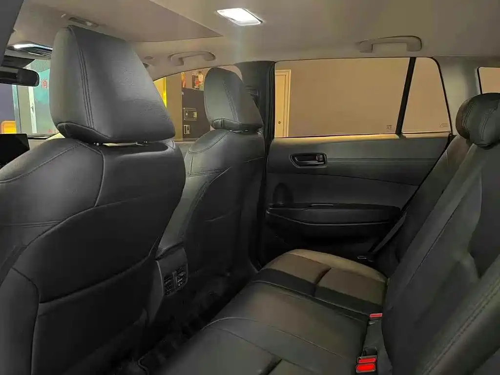 TOYOTA COROLLA CROSS 2023