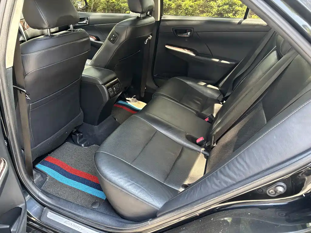 TOYOTA CAMRY 2016
