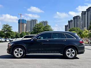 MERCEDES BENZ GLC 2020