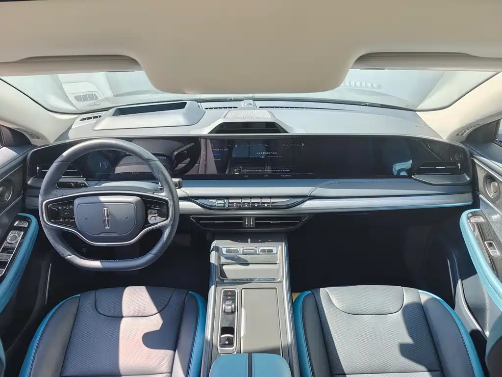 LINCOLN Z 2024