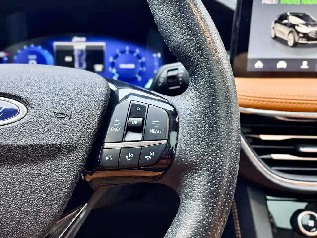 FORD ESCAPE 2020