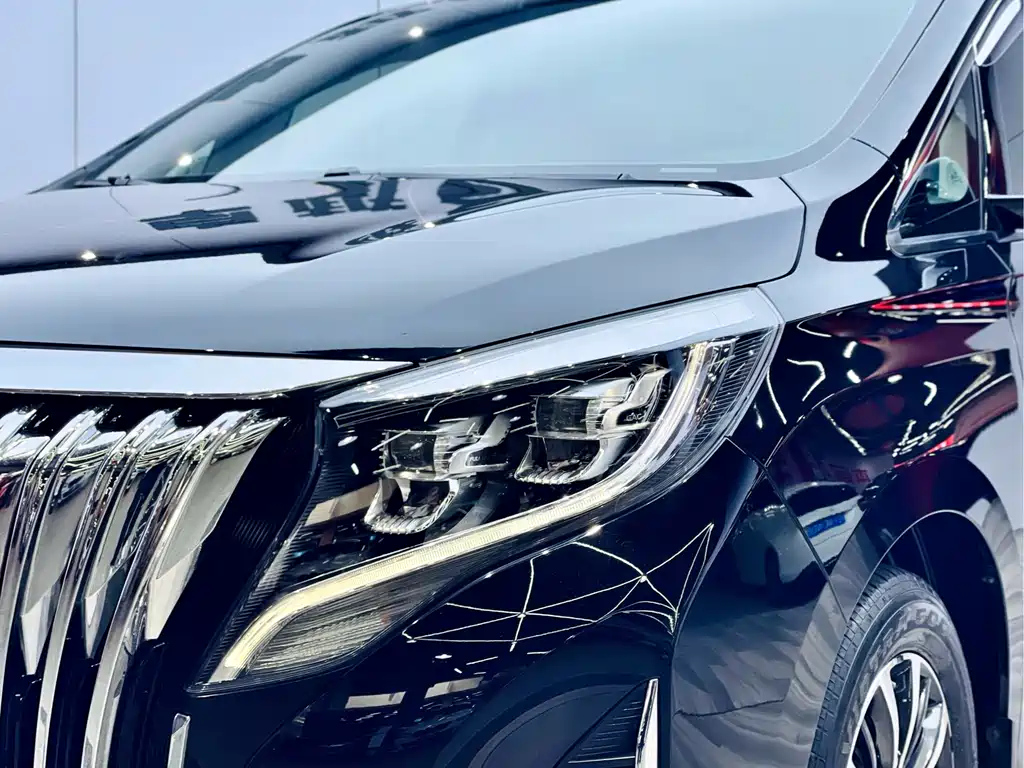 TRUMPCHI M8 2021