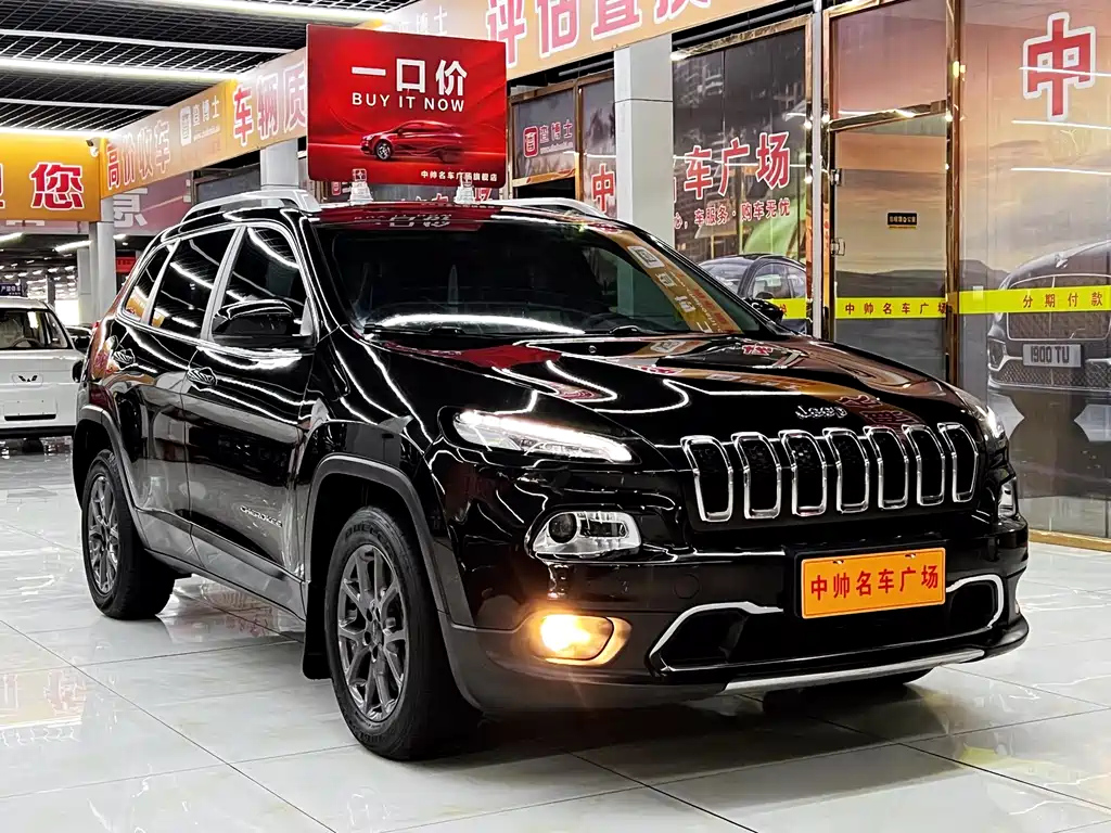 JEEP CHEROKEE 2020