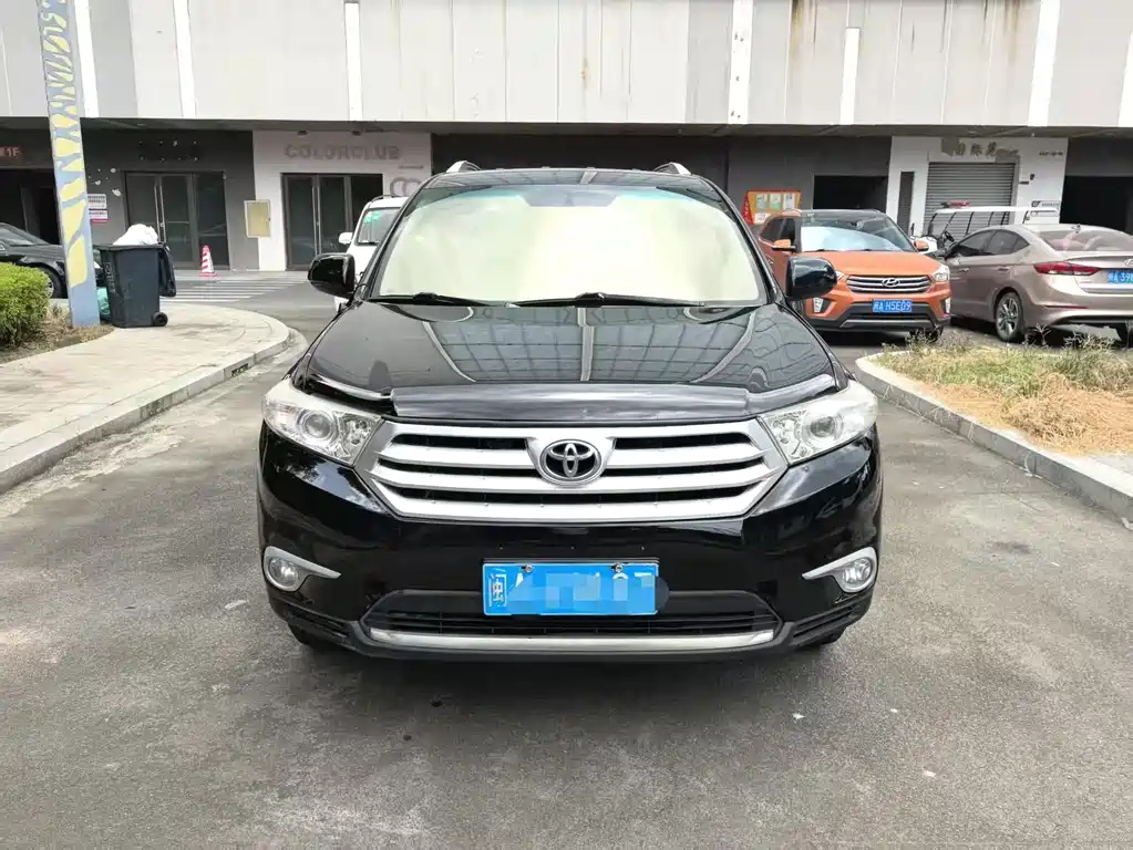 TOYOTA HIGHLANDER 2012