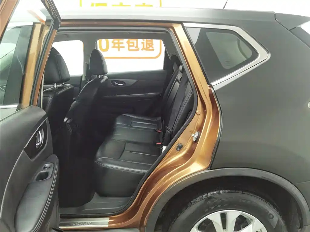 NISSAN X-TRAIL 2014