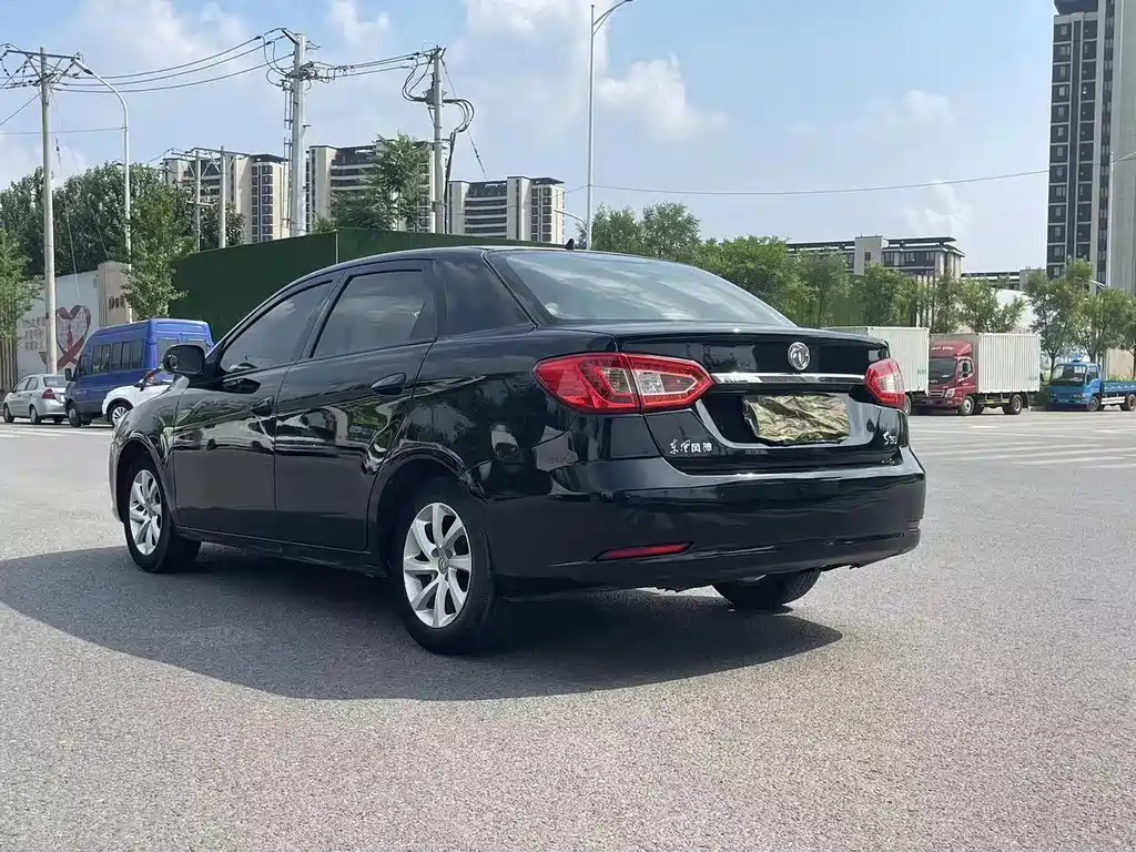 DONGFENG AEOLUS S30 2013