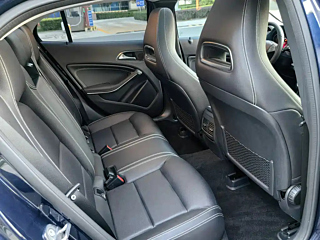 MERCEDES BENZ GLA 2018 YEAR GLA 200 FASHION 2018