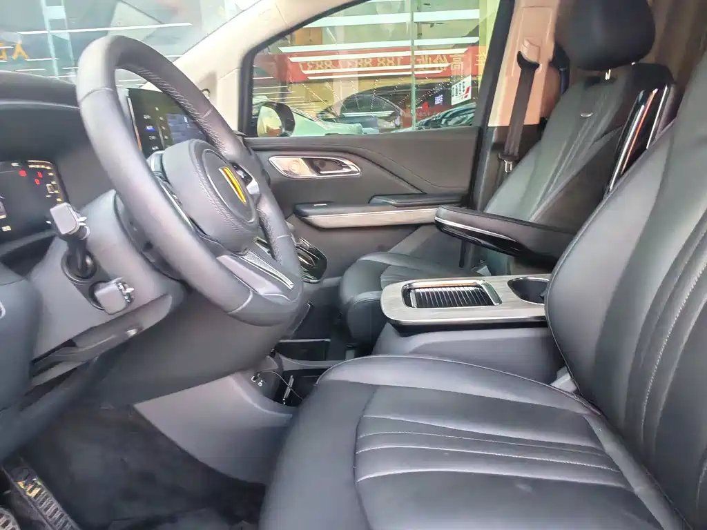 HONGQI HQ9 2023